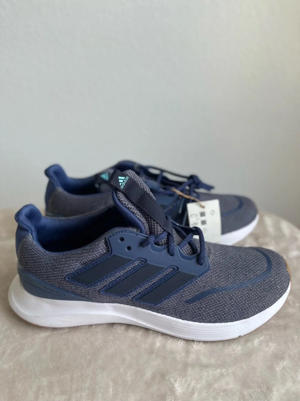 Adidas Men’s Navy Shades of Blue Athletic Sneakers‎ Size 9.5 NWT